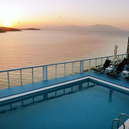 Vana Holidays Ornos  Exterior photo