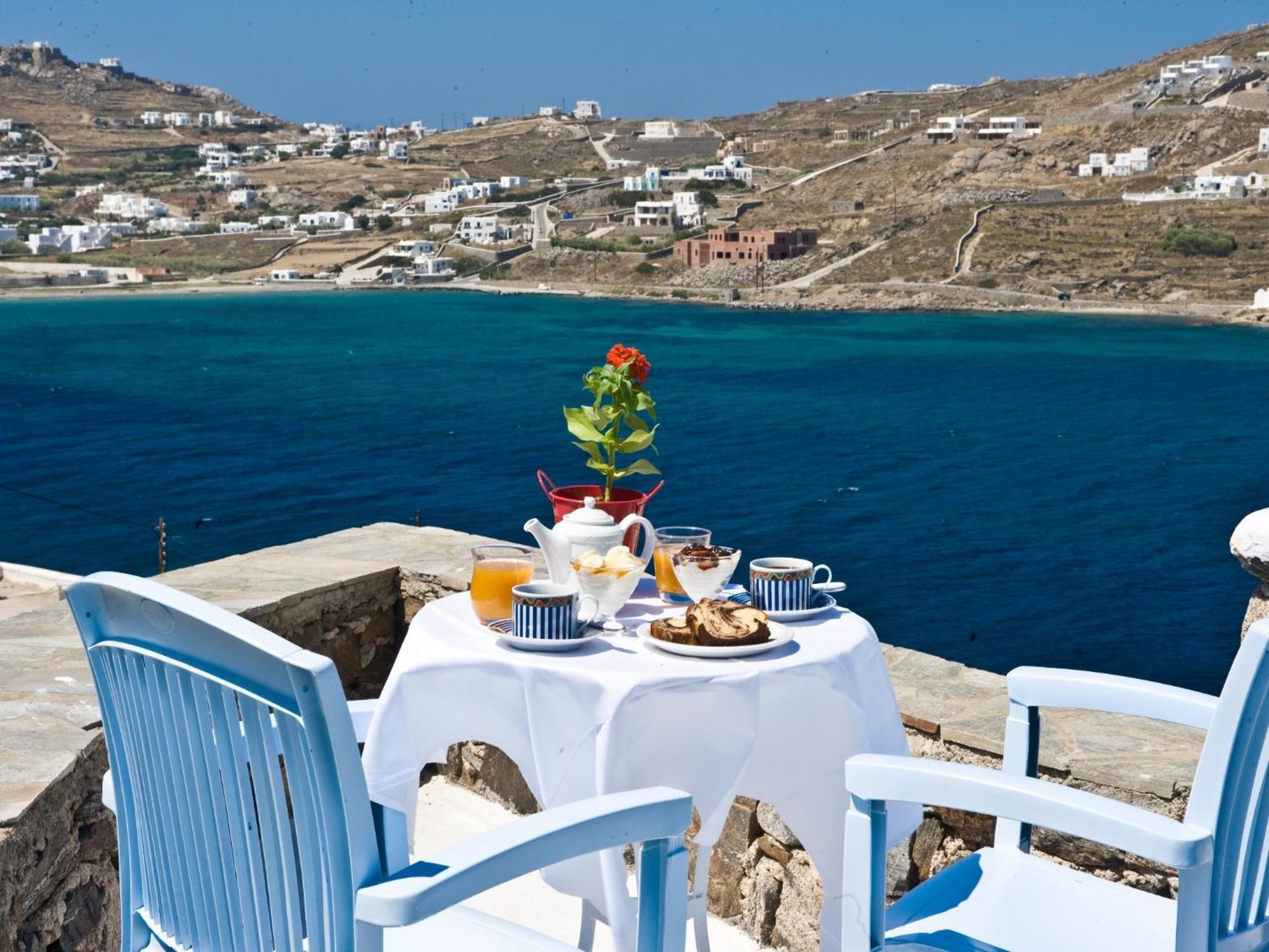 Vana Holidays Ornos  Exterior photo