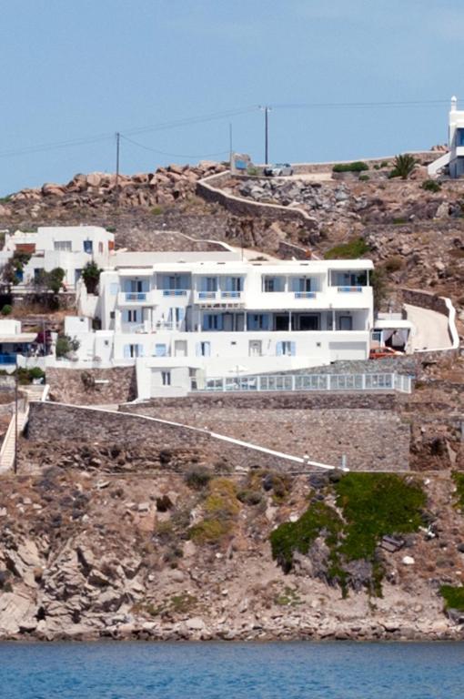 Vana Holidays Ornos  Exterior photo