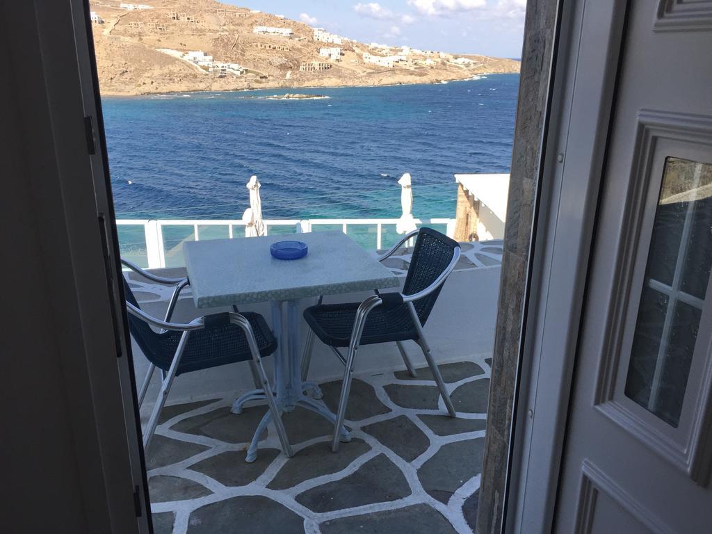 Vana Holidays Ornos  Exterior photo