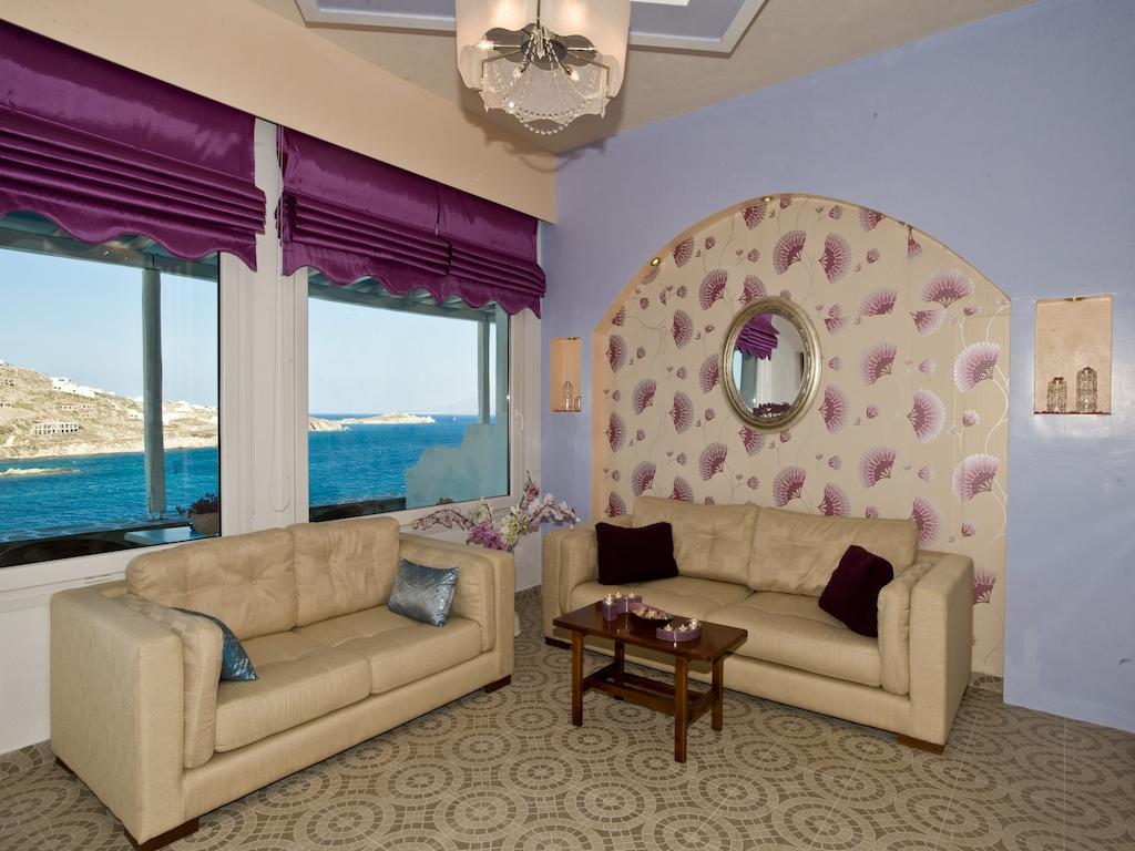 Vana Holidays Ornos  Exterior photo