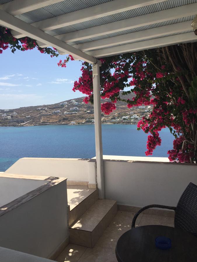 Vana Holidays Ornos  Exterior photo