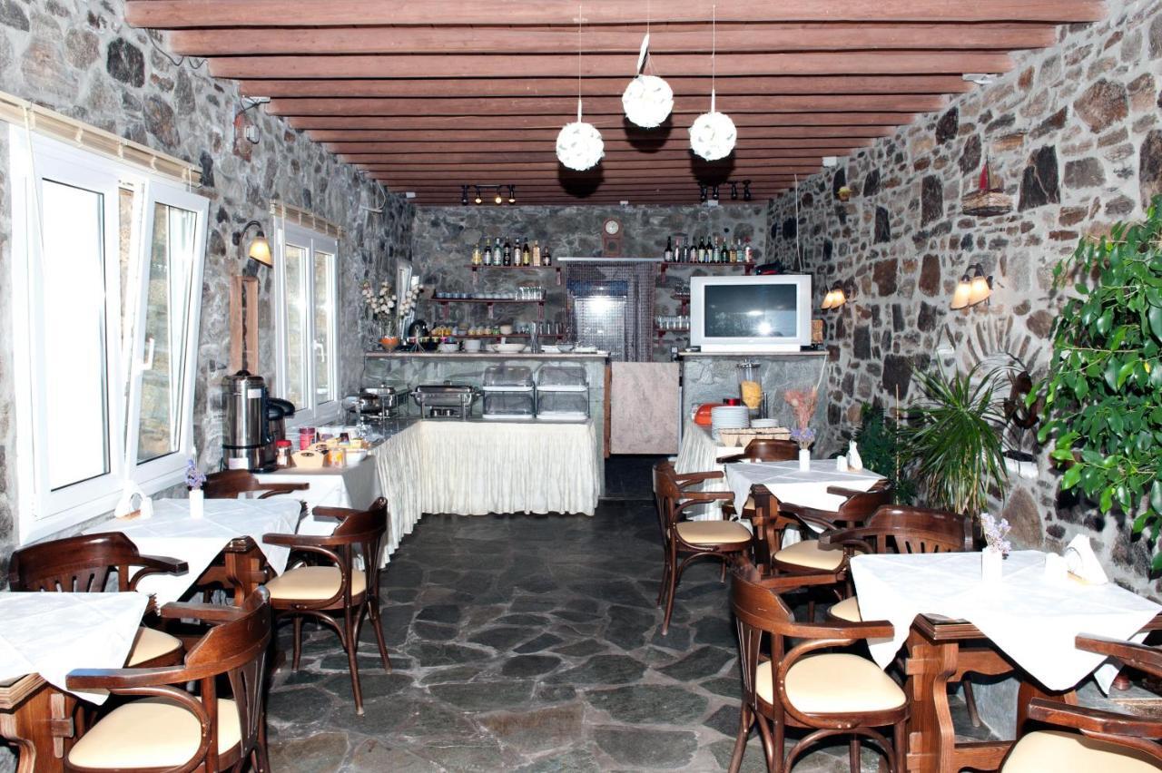 Vana Holidays Ornos  Exterior photo